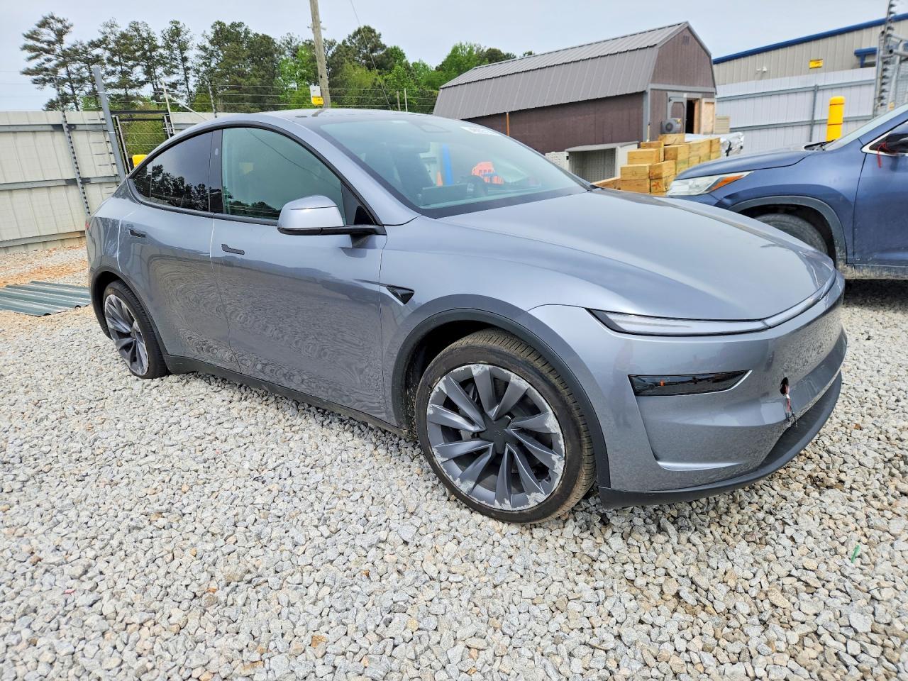 2026 TESLA MODEL Y