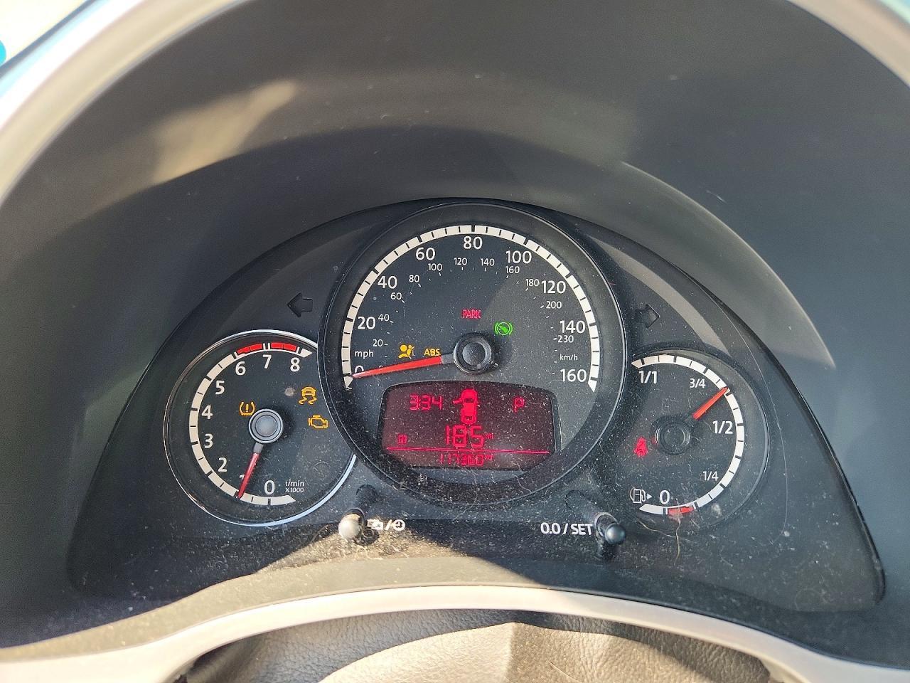 2013 VOLKSWAGEN Beetle