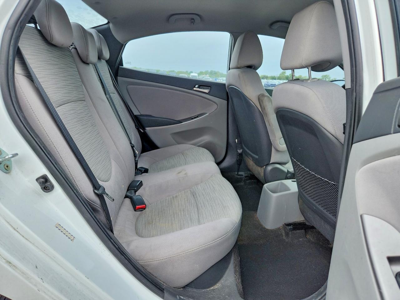 2016 HYUNDAI ACCENT