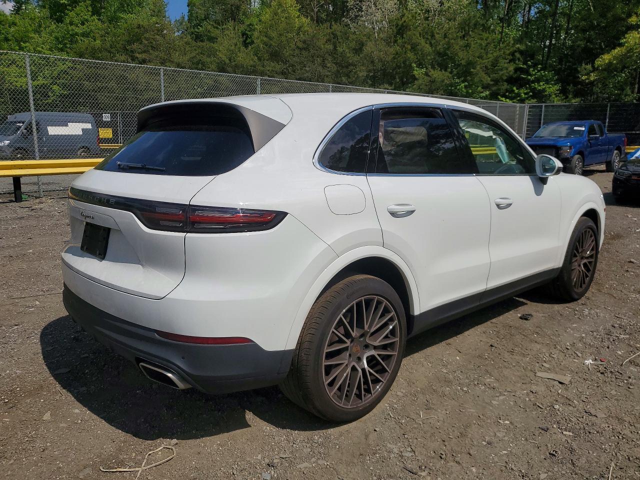2021 PORSCHE CAYENNE