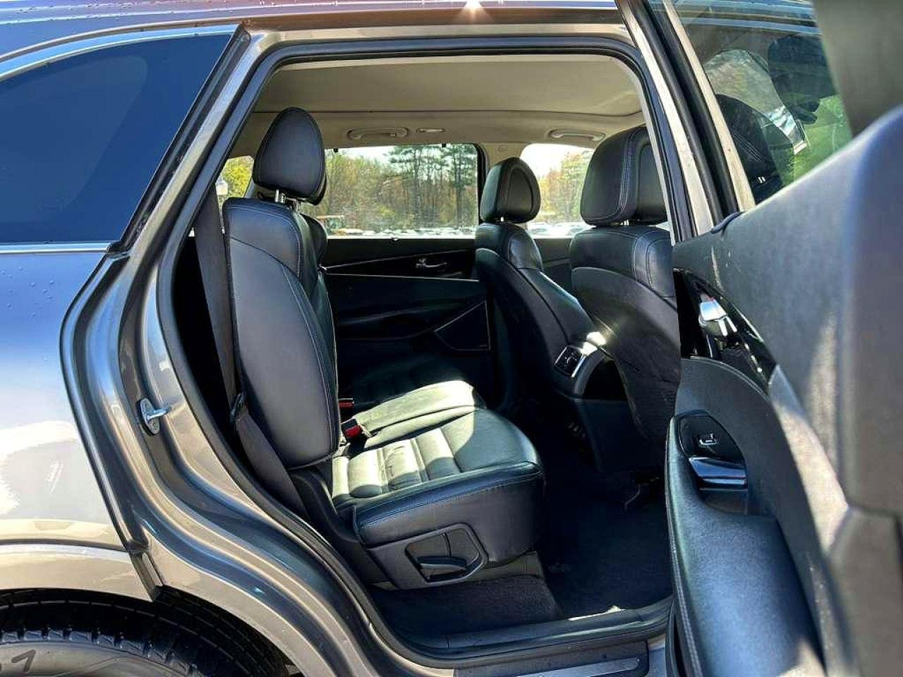 2016 KIA SORENTO