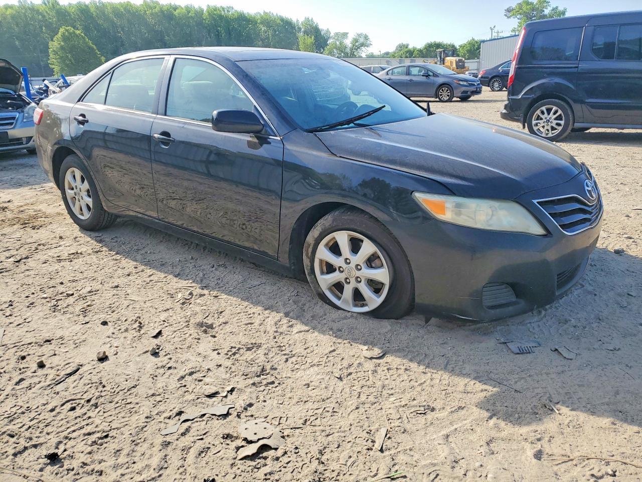 2010 TOYOTA CAMRY