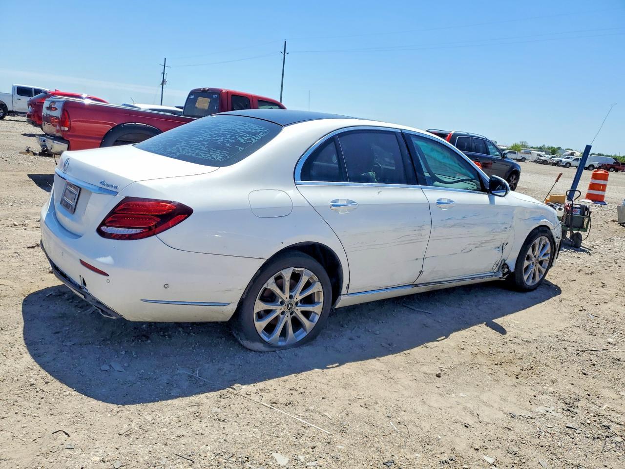 2018 MERCEDES-BENZ E-Class