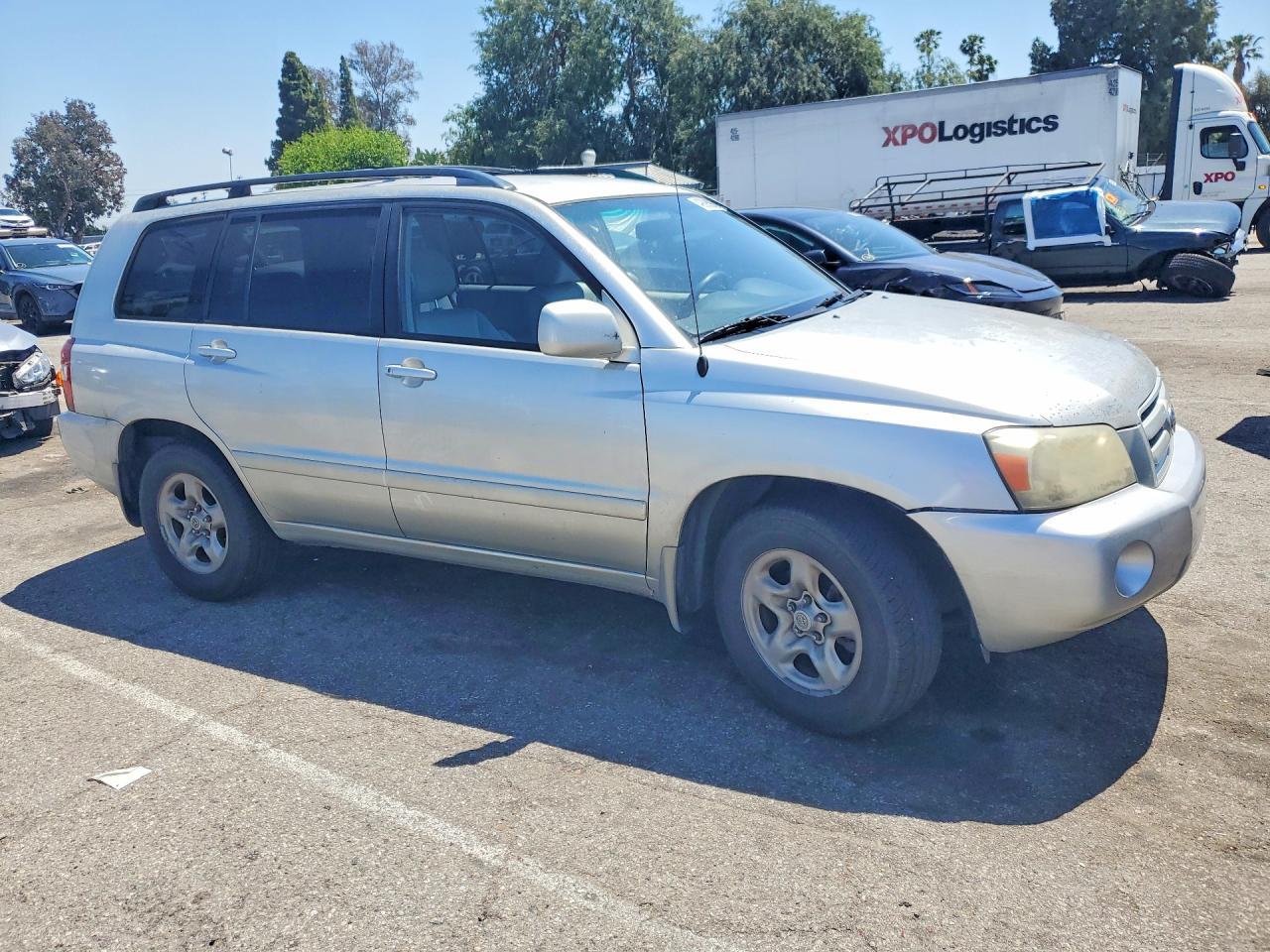 2006 TOYOTA HIGHLANDER