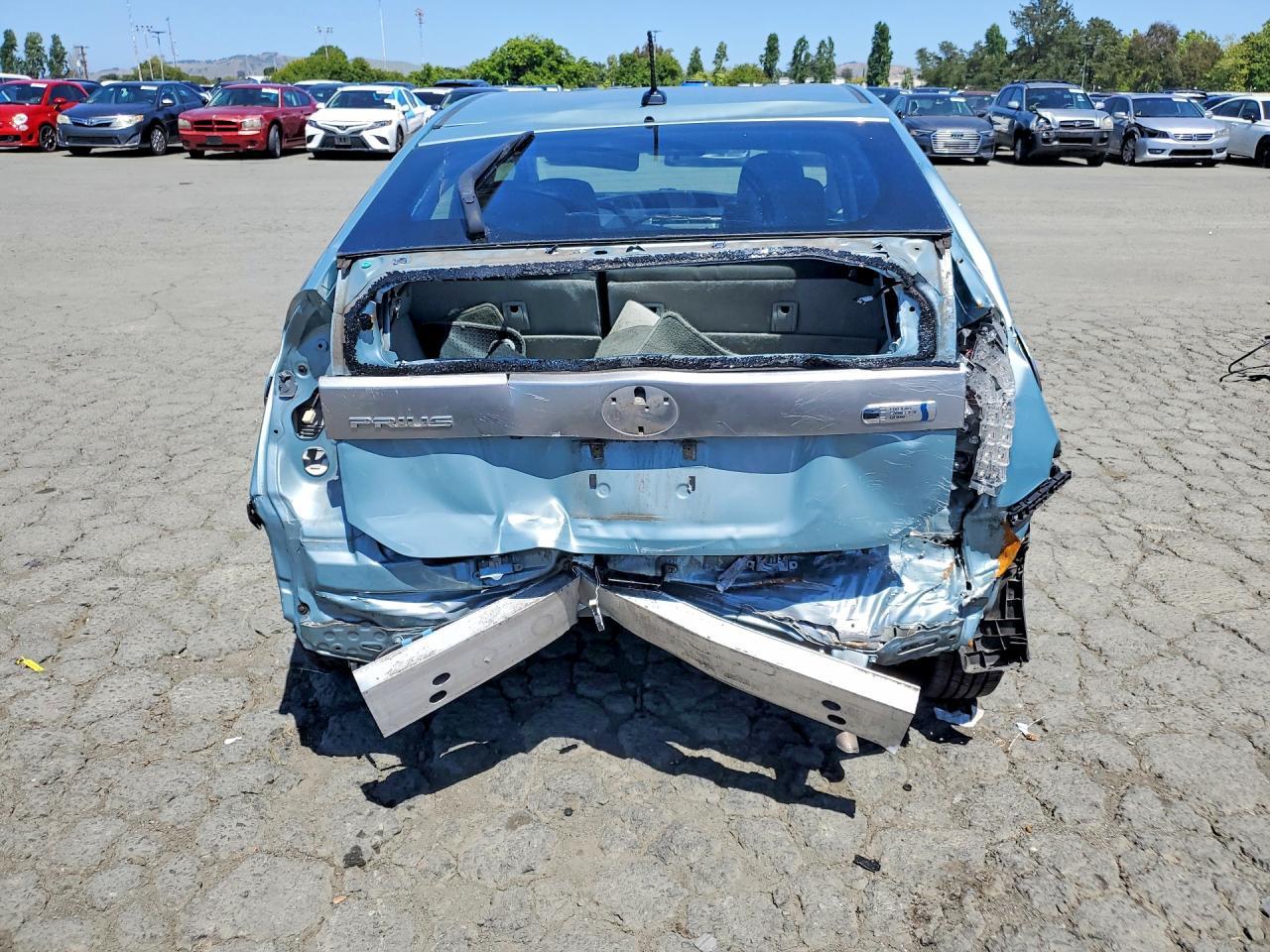2014 TOYOTA Prius Plug-In