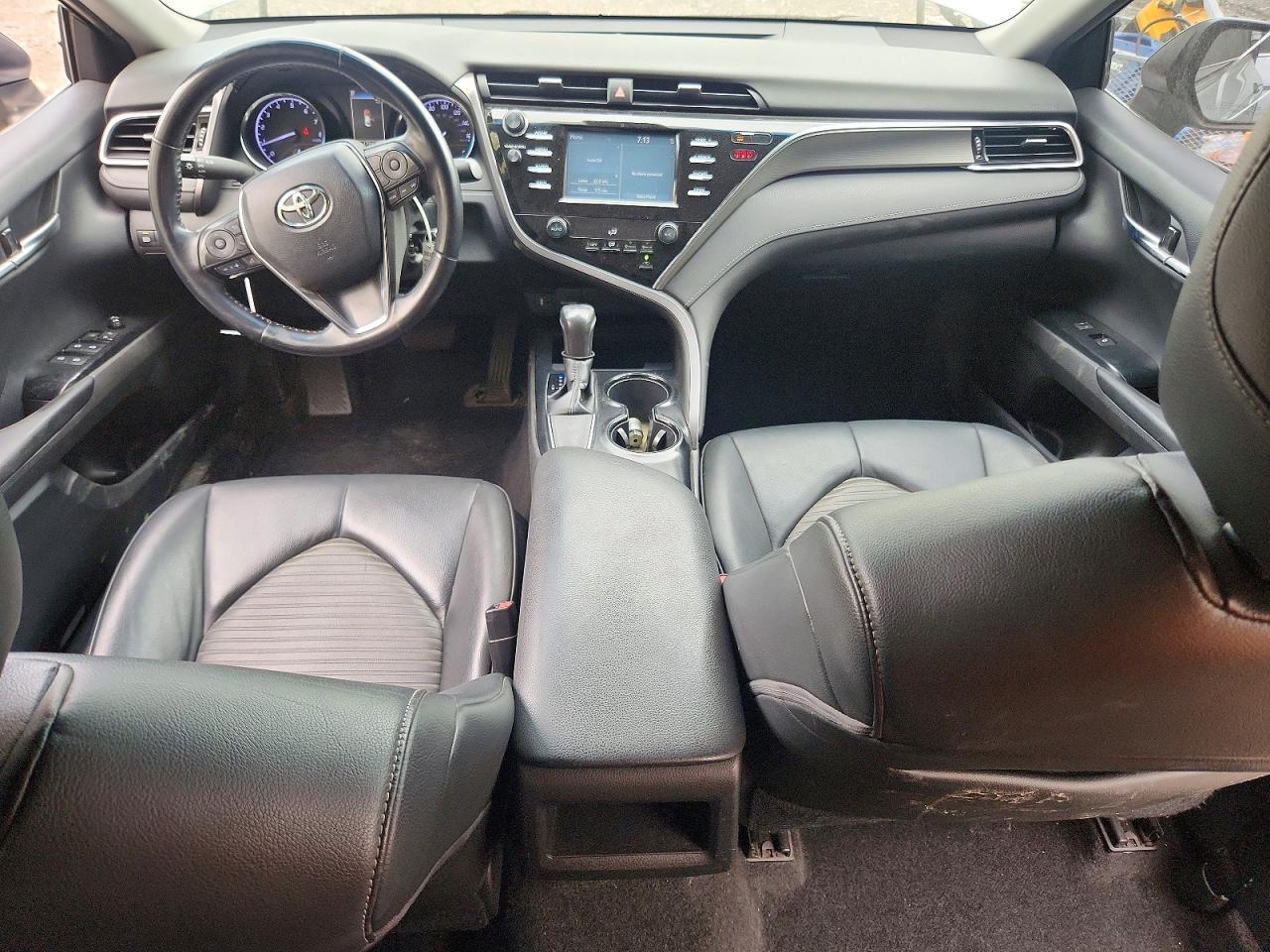 2018 TOYOTA CAMRY