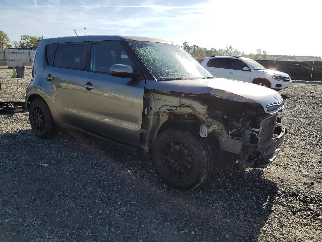 2019 KIA SOUL