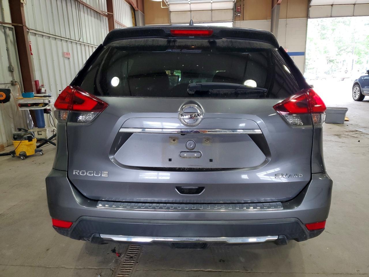 2018 NISSAN ROGUE