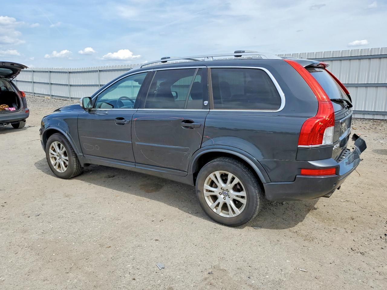 2014 VOLVO XC90