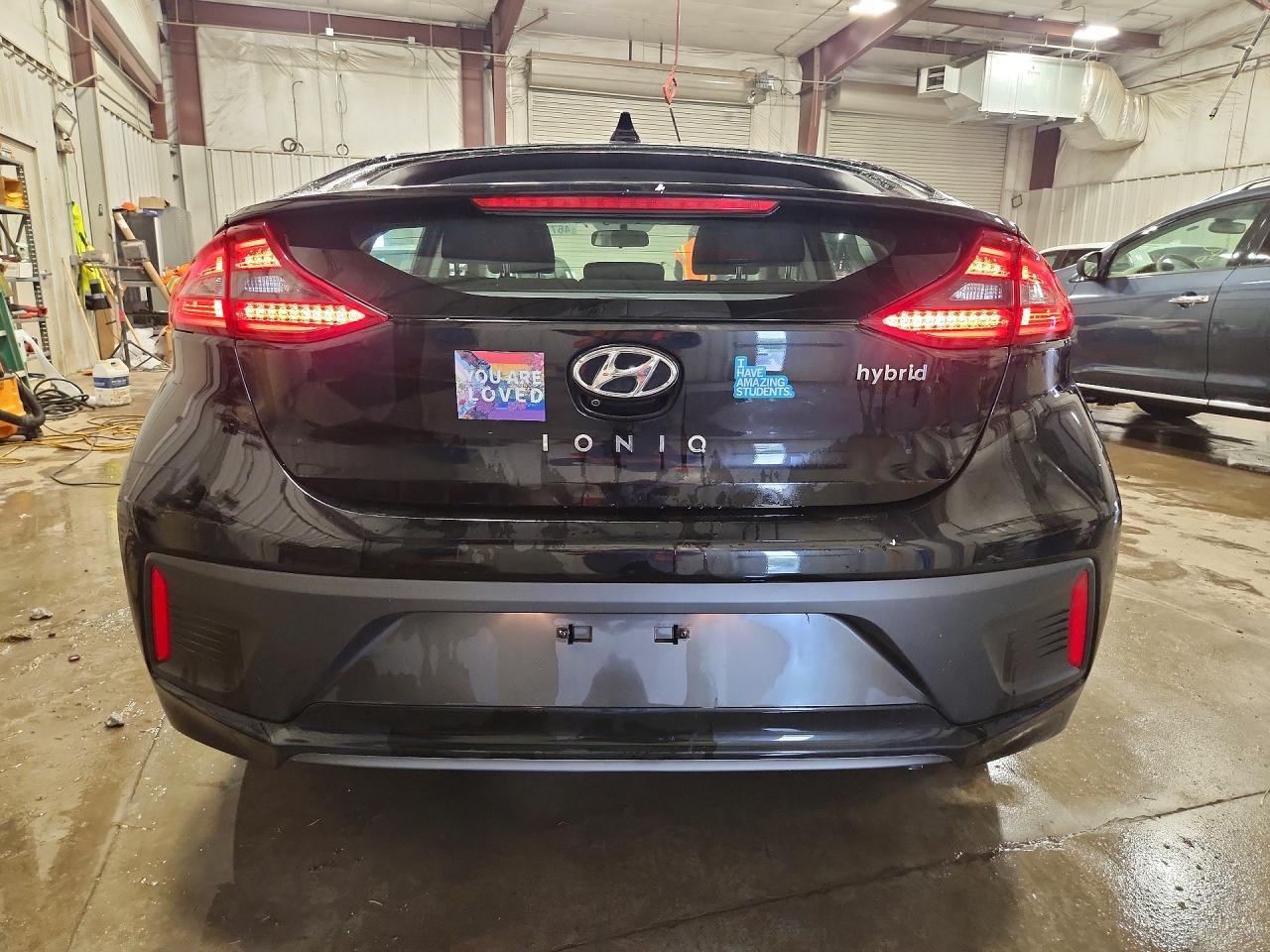 2017 HYUNDAI Ioniq