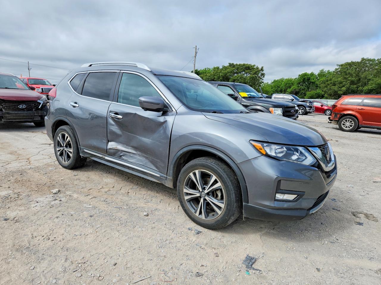 2018 NISSAN ROGUE