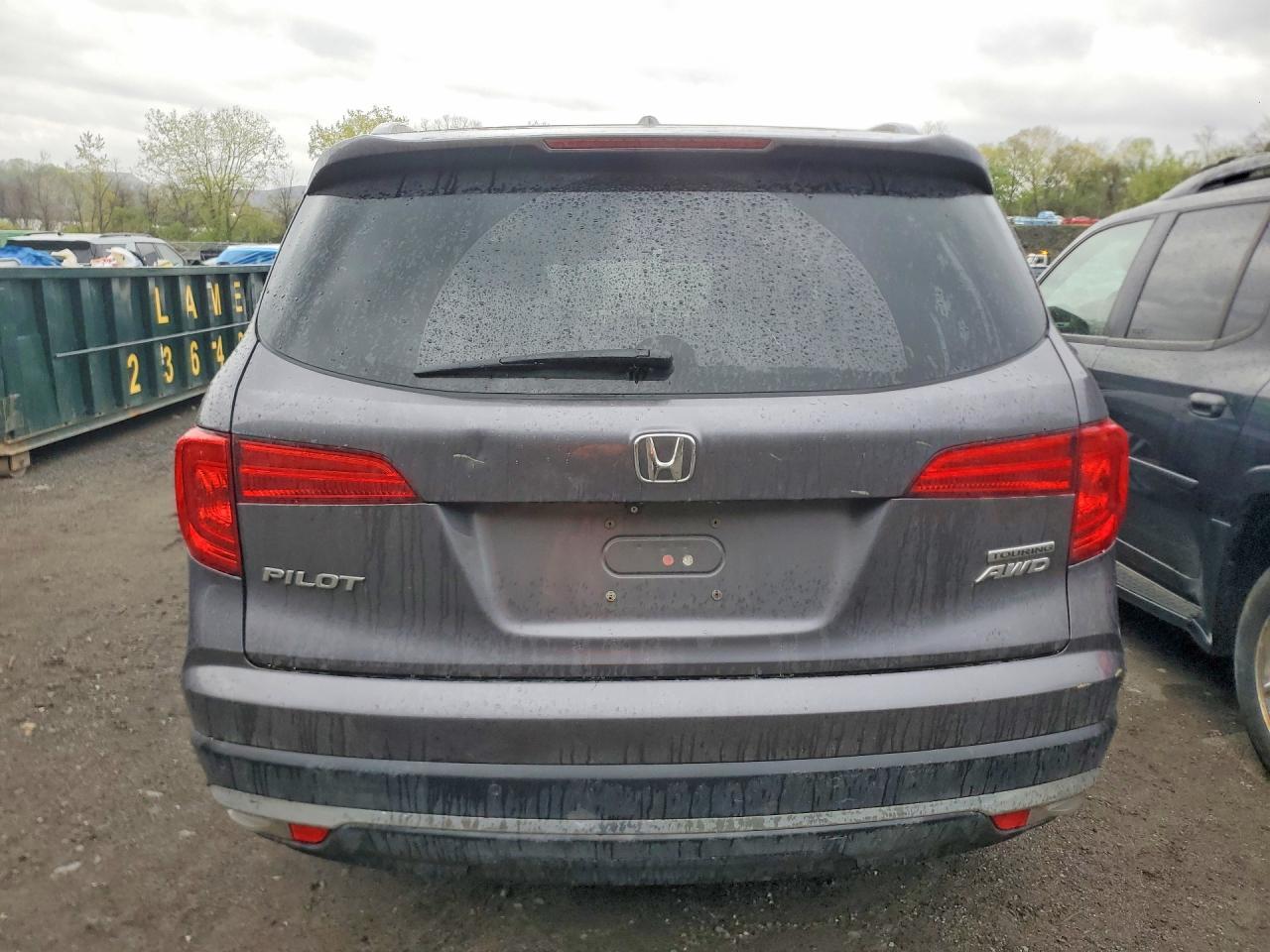 2017 HONDA PILOT