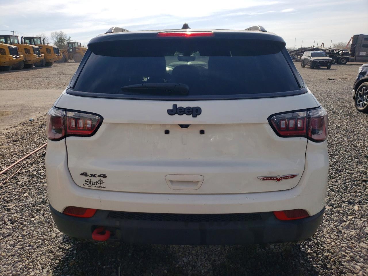 2020 JEEP Compass