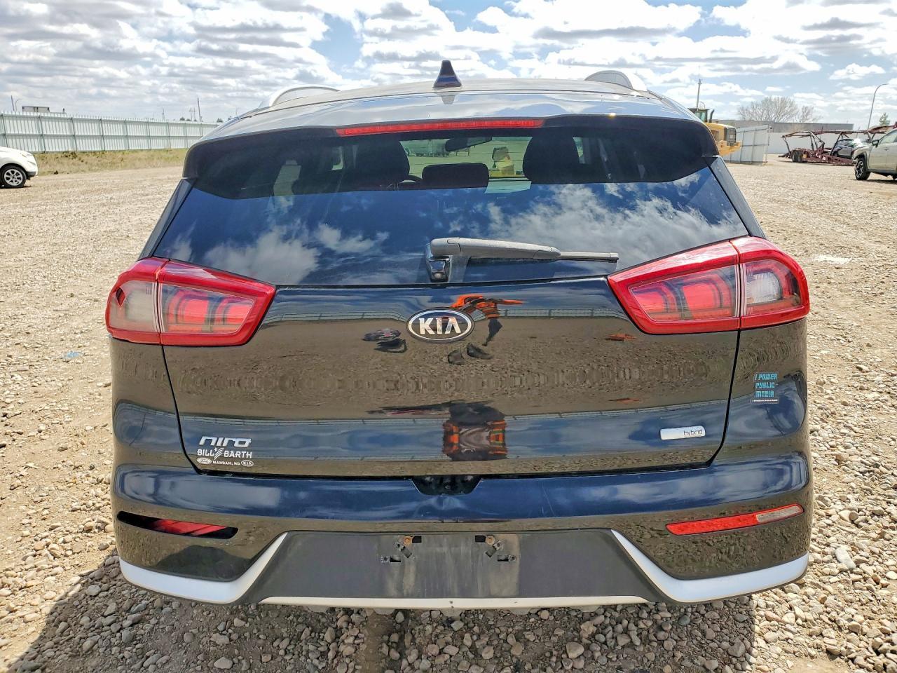 2017 KIA Niro