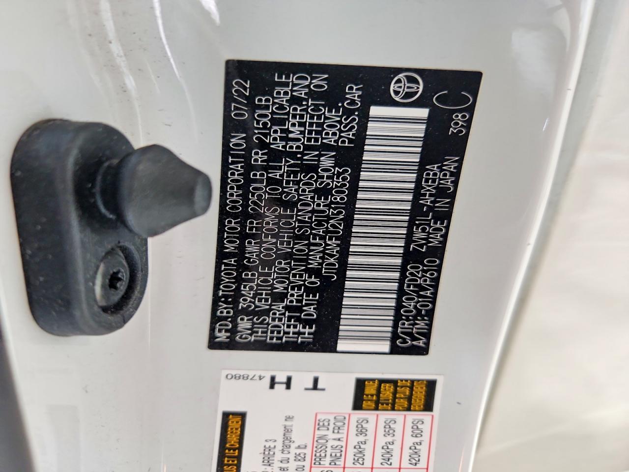 2022 TOYOTA PRIUS
