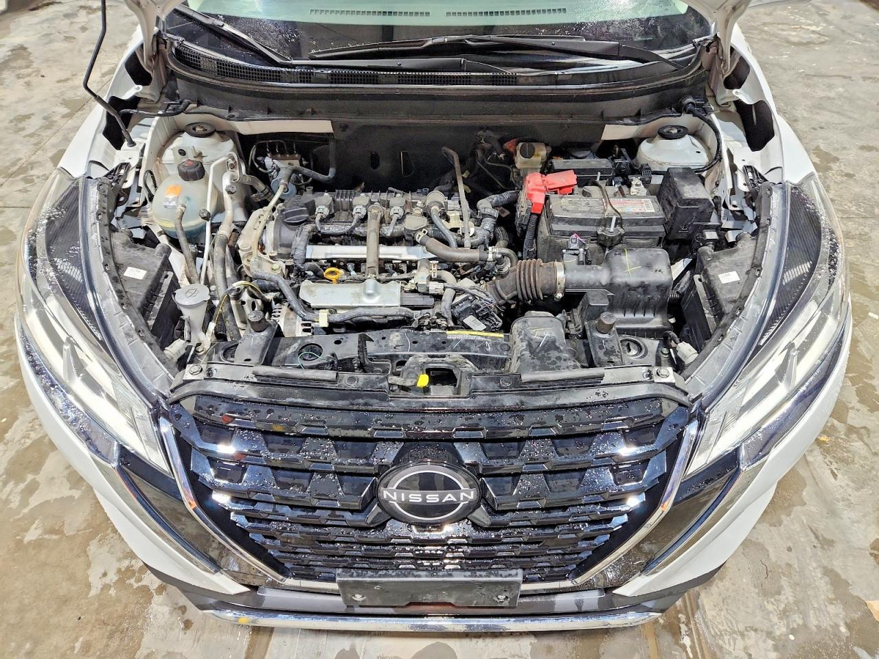 2024 NISSAN KICKS