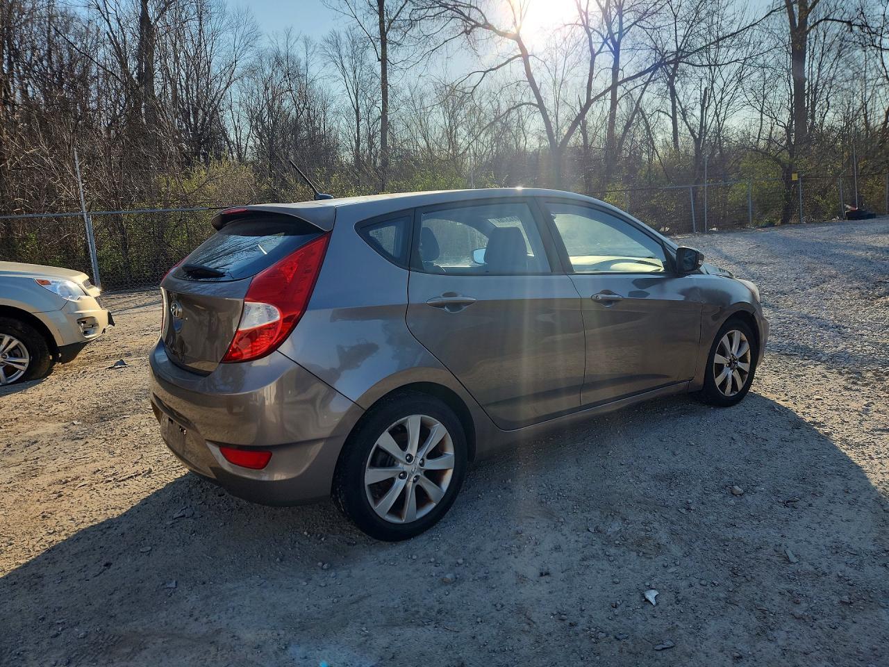 2013 HYUNDAI ACCENT