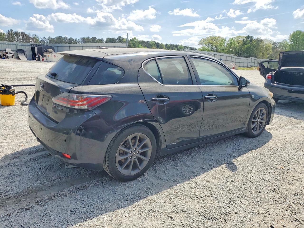 2013 LEXUS CT 200H