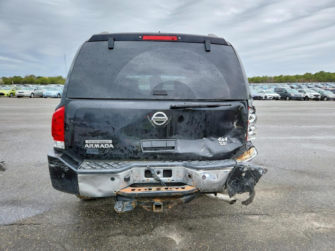 2004 NISSAN Armada