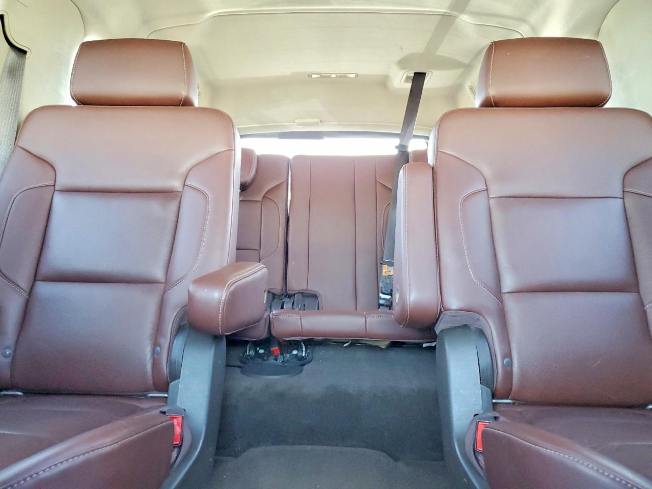 2015 CHEVROLET Suburban