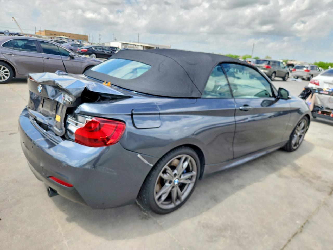 2015 BMW M235i