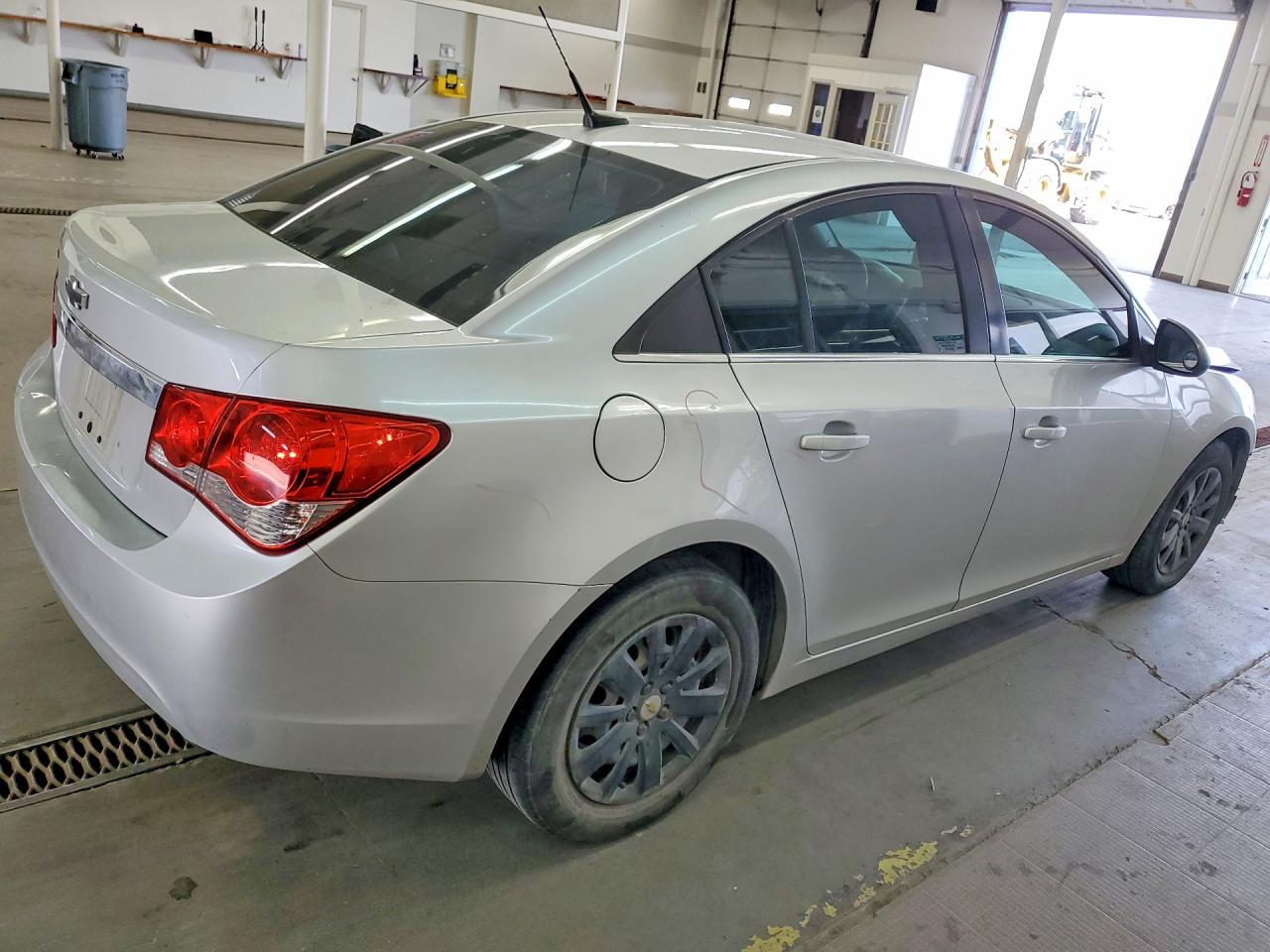 2011 CHEVROLET CRUZE