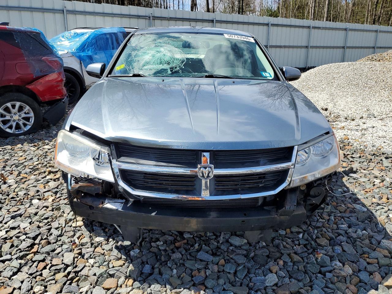 2010 DODGE Avenger