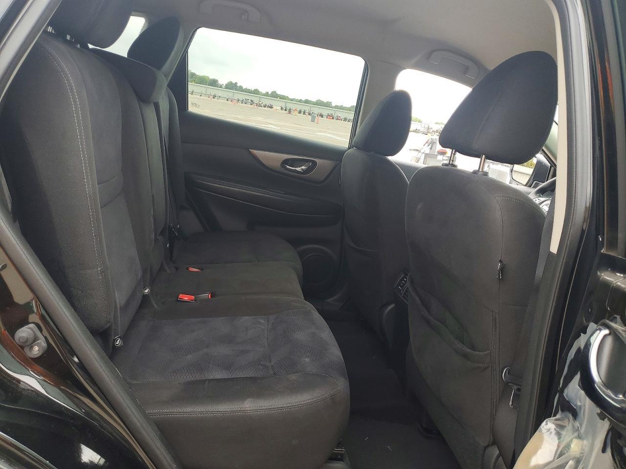 2015 NISSAN ROGUE