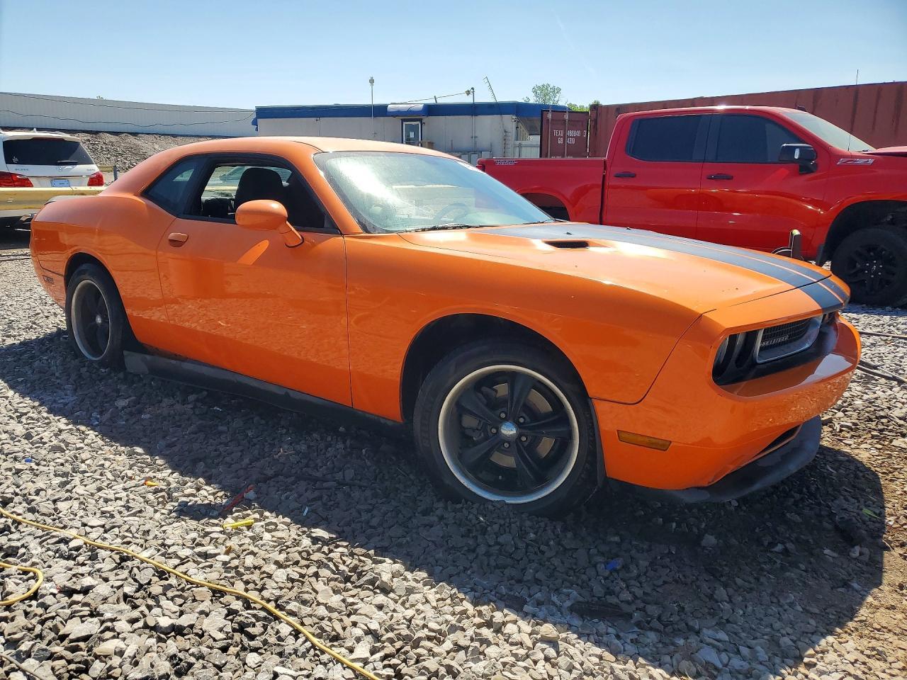 2012 DODGE Challenger