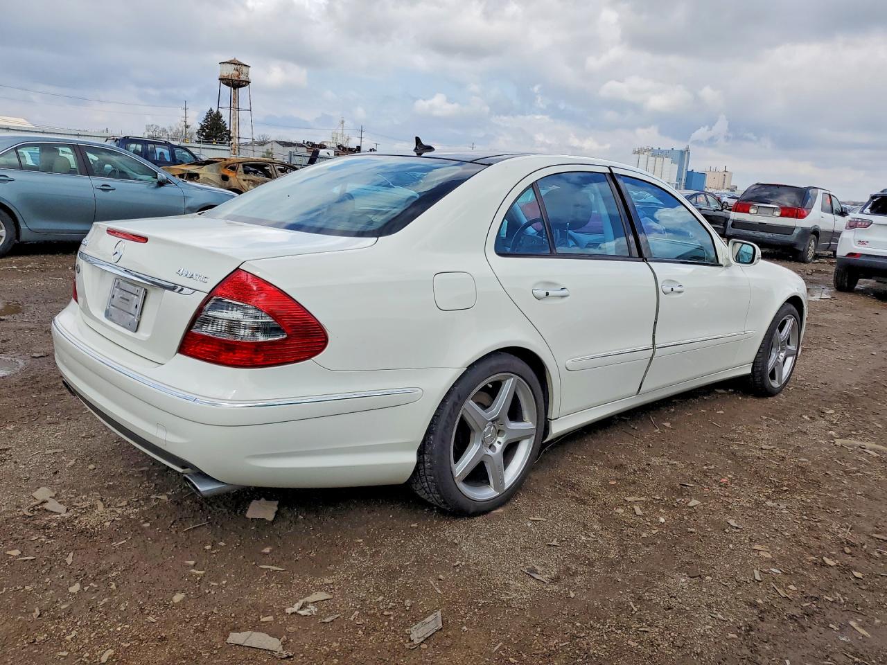 2009 MERCEDES-BENZ E-Class