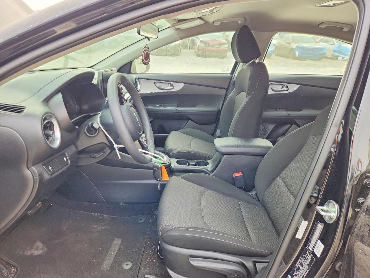 2023 KIA FORTE