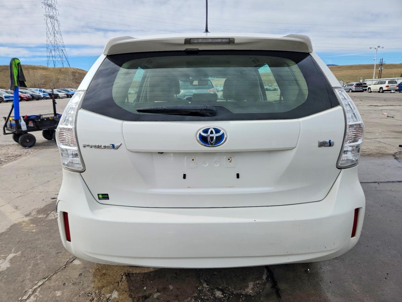 2012 TOYOTA PRIUS V