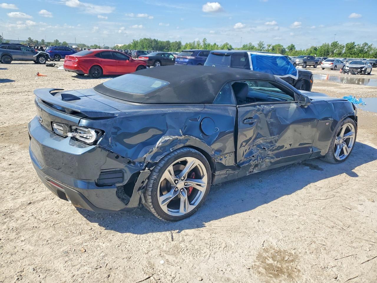 2023 CHEVROLET Camaro