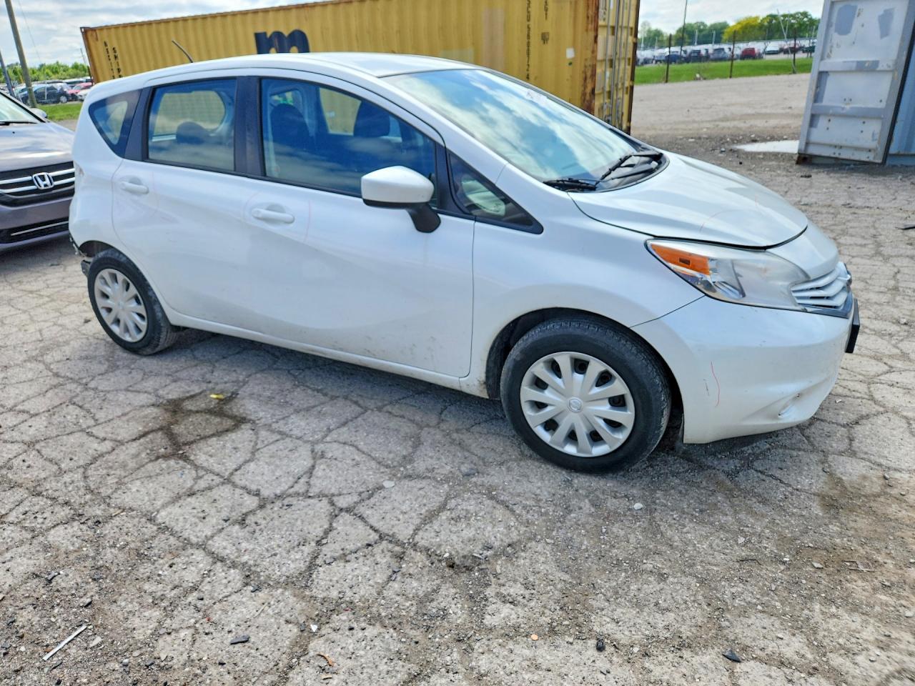2017 NISSAN Versa Note