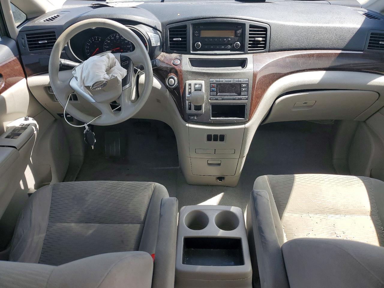 2015 NISSAN Quest