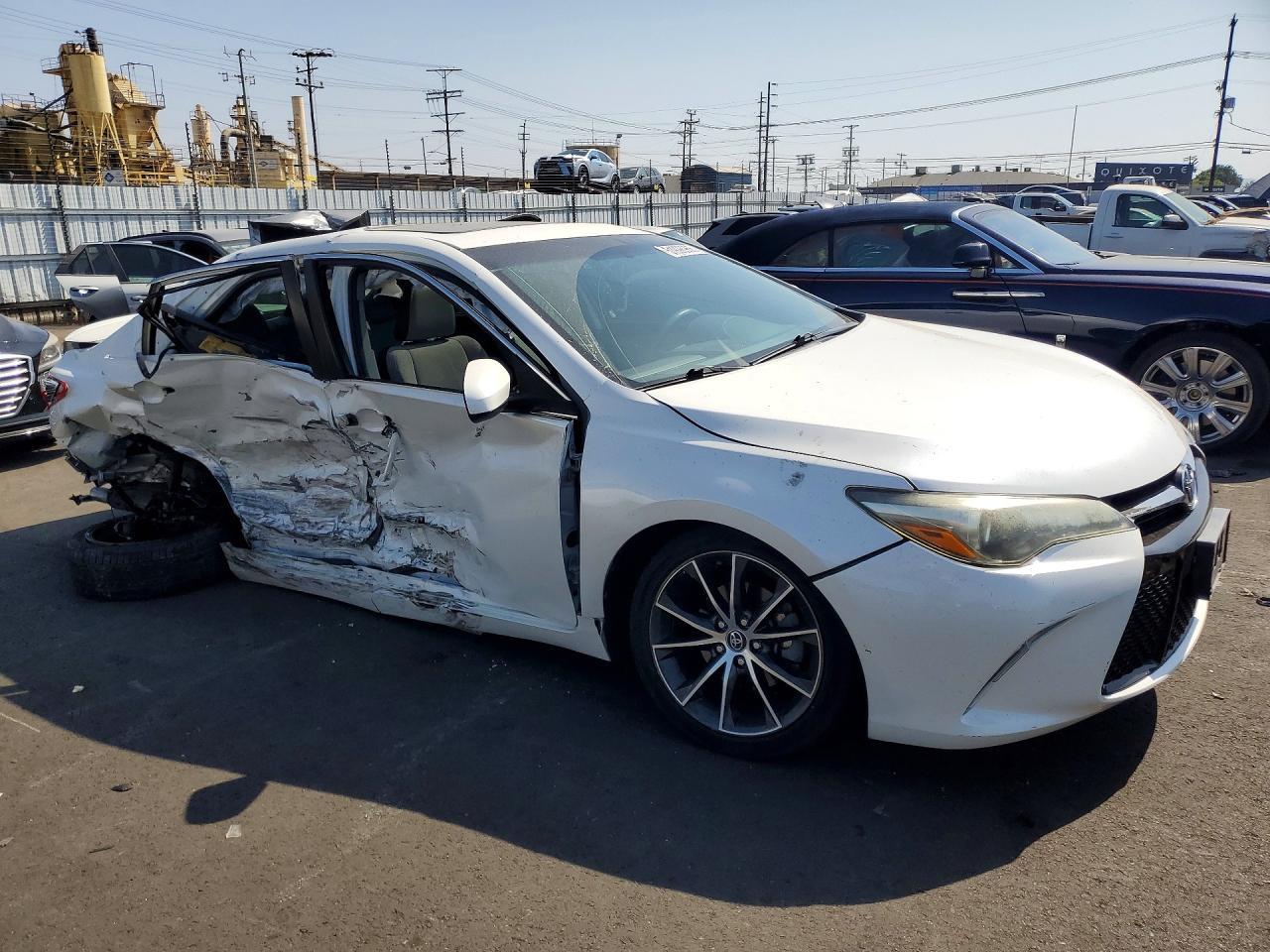 2017 TOYOTA CAMRY
