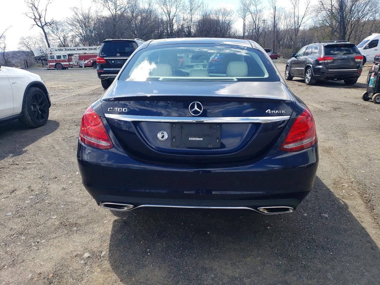 2016 MERCEDES-BENZ C-CLASS