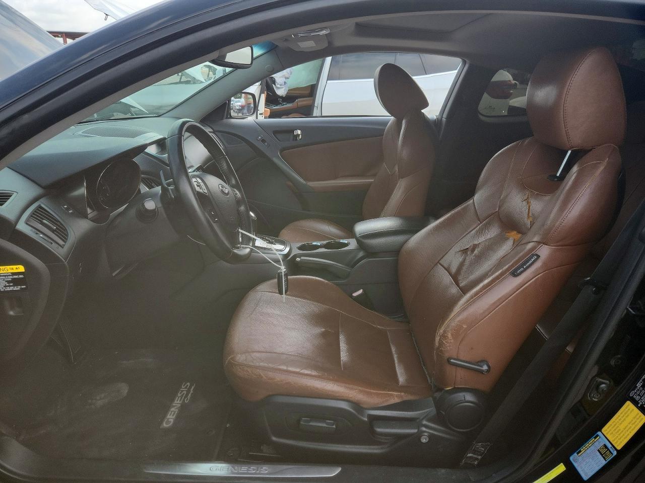 2011 HYUNDAI GENESIS