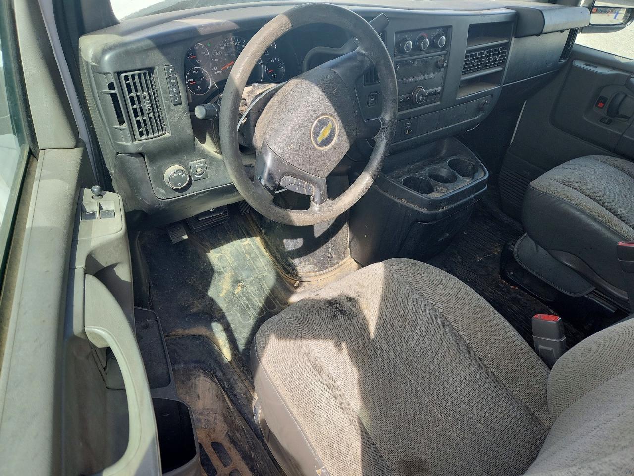 2013 CHEVROLET EXPRESS 2500