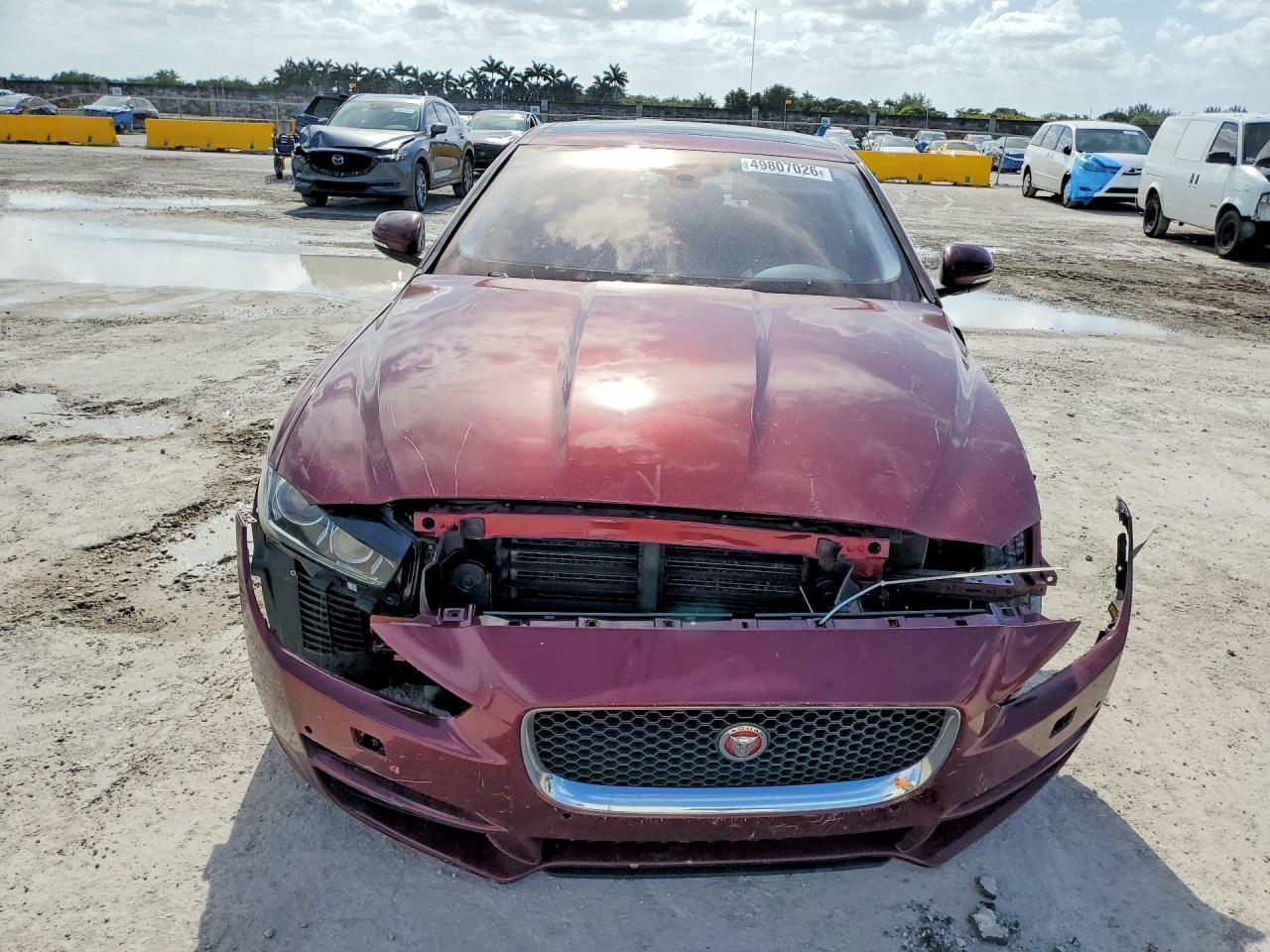 2017 JAGUAR XE