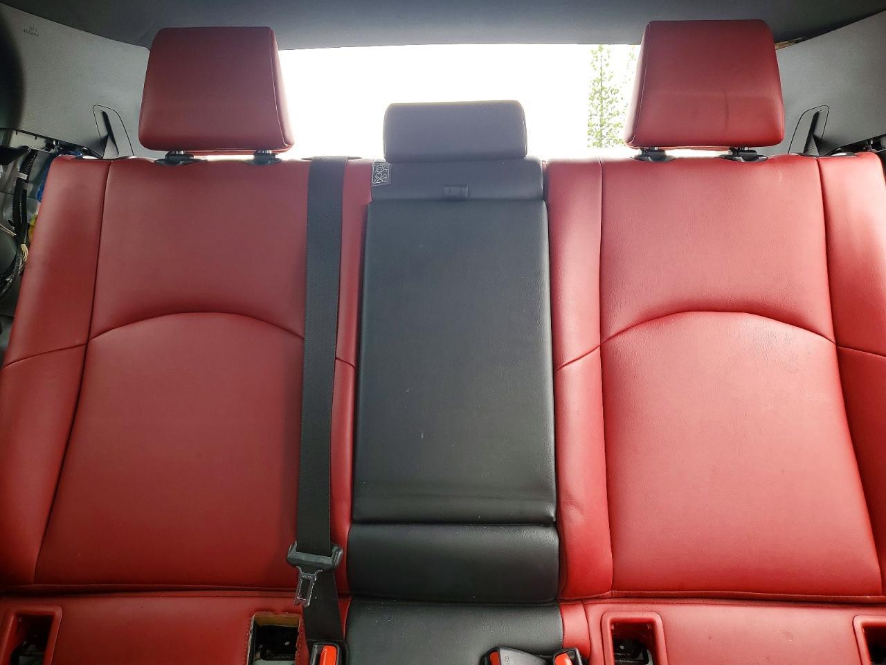 2019 LEXUS UX 200