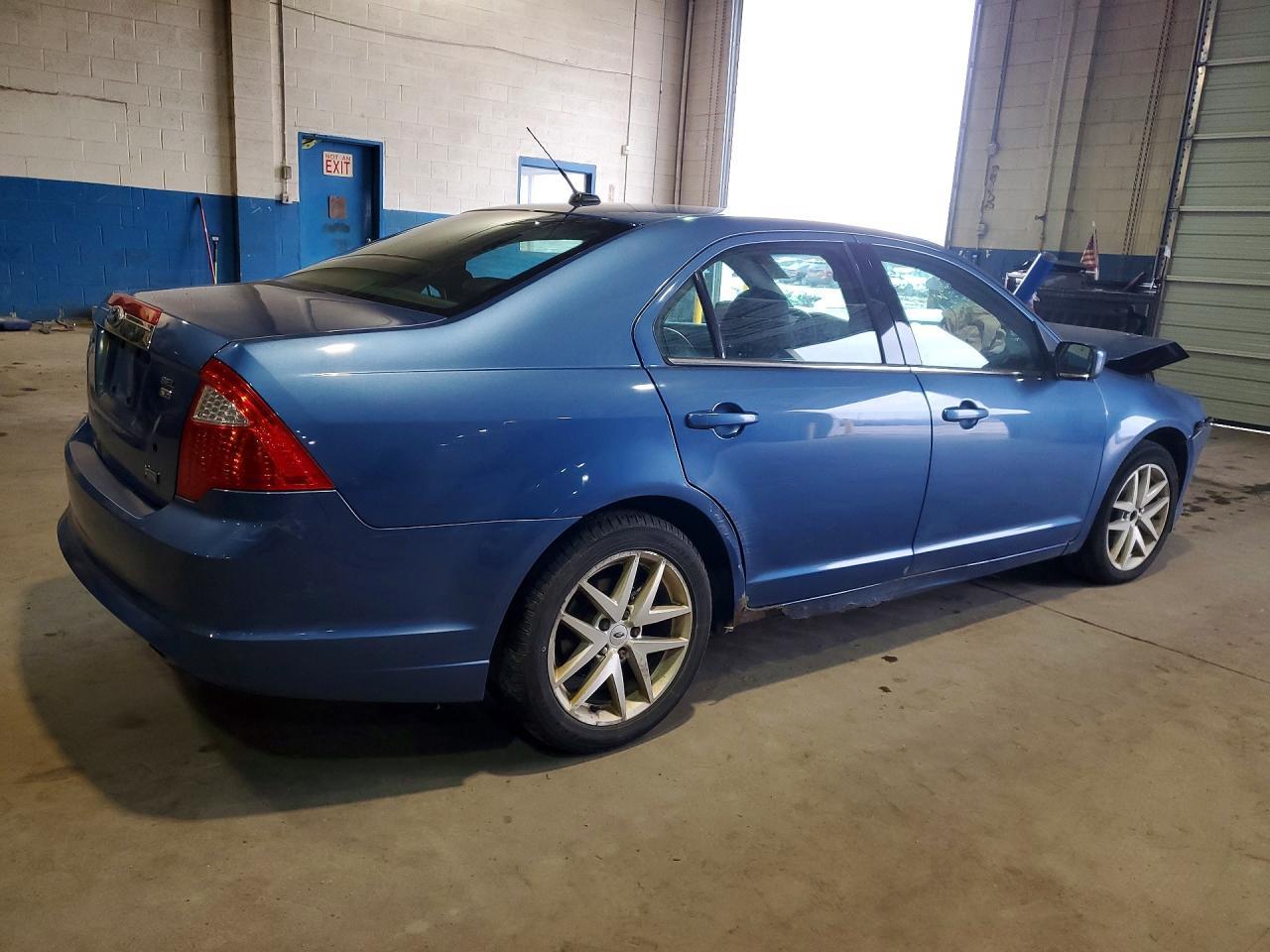 2010 FORD FUSION