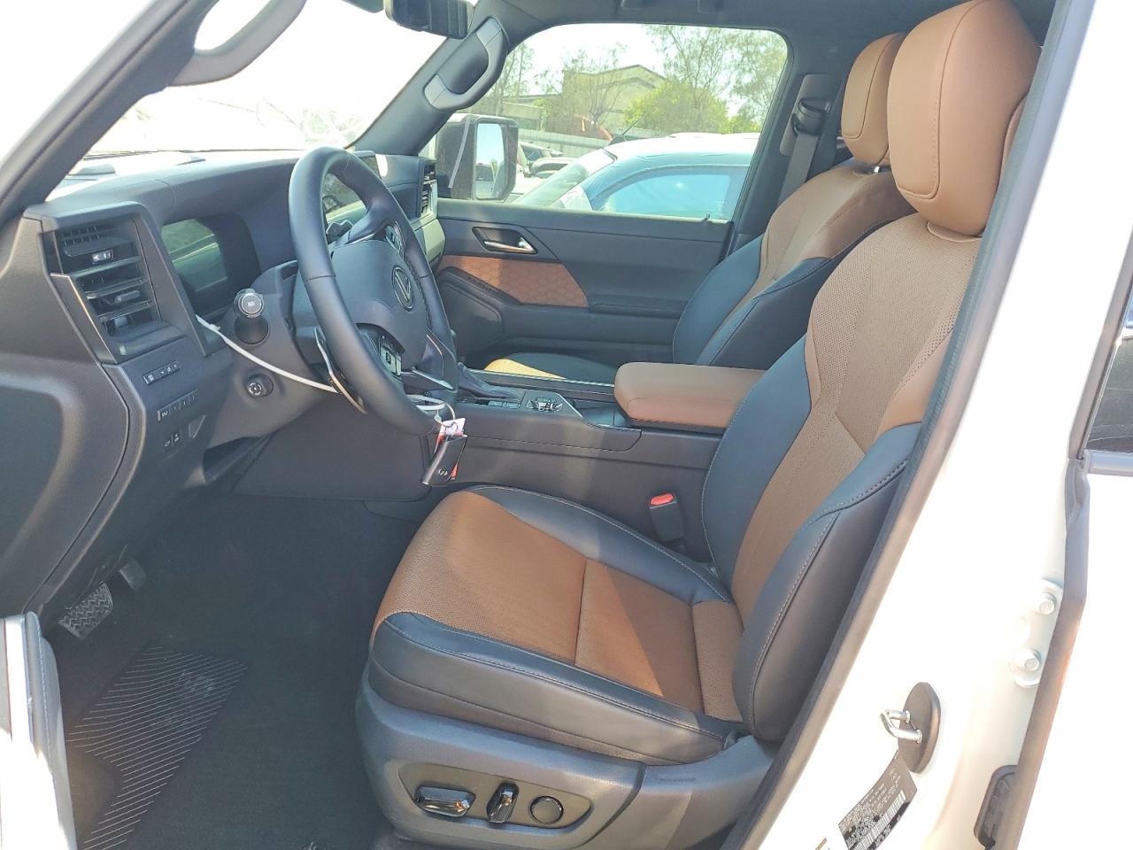 2025 LEXUS GX 550