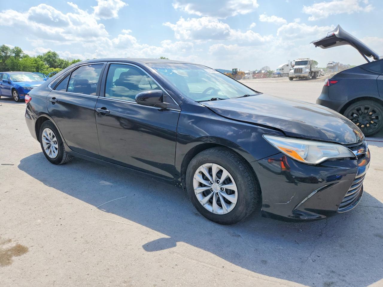 2015 TOYOTA CAMRY