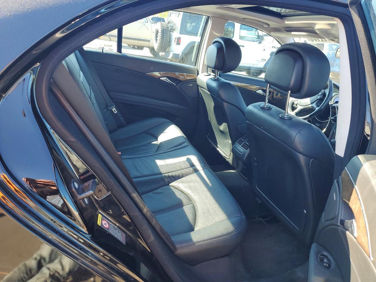 2009 MERCEDES-BENZ E-Class