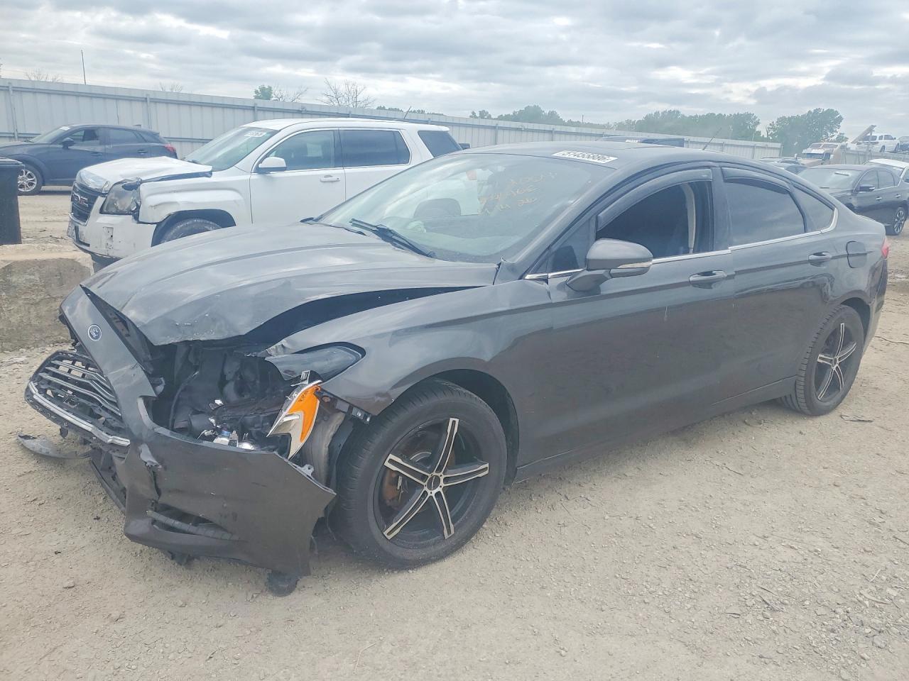 2016 FORD FUSION
