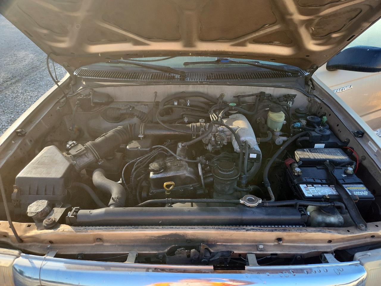 2000 TOYOTA TACOMA