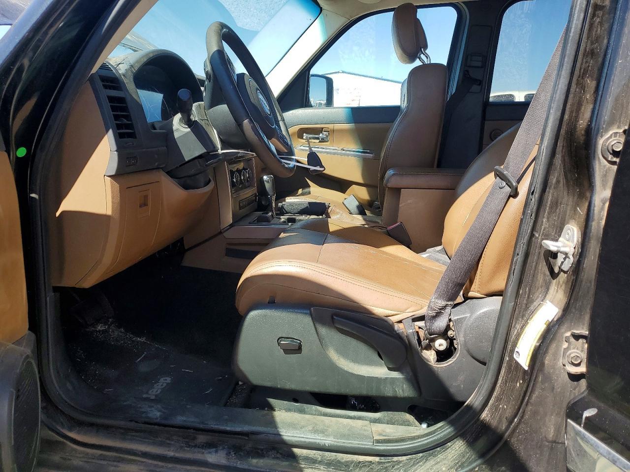 2012 JEEP Liberty