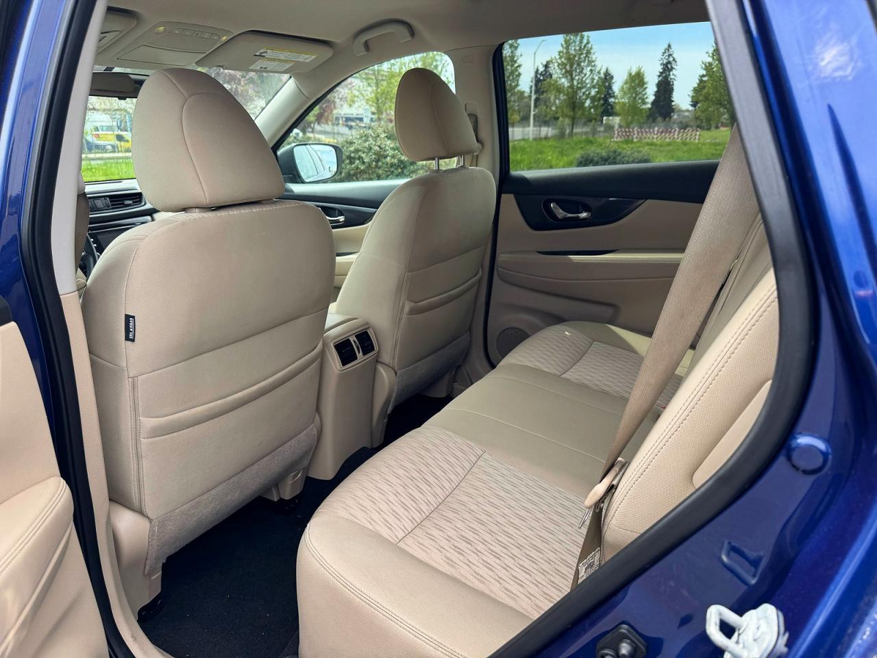 2017 NISSAN ROGUE