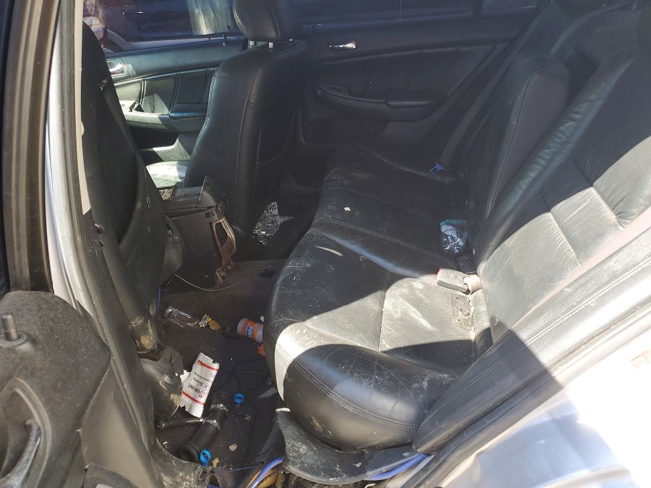 2004 HONDA ACCORD